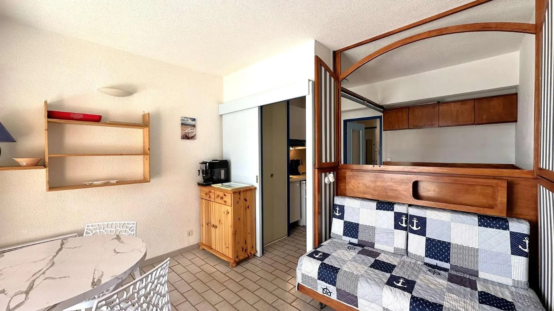 Hyedhi Studio Pour 4 Personnes Avec Vue Mer Sur Le Port D'Hyeres Apartment Hyeres