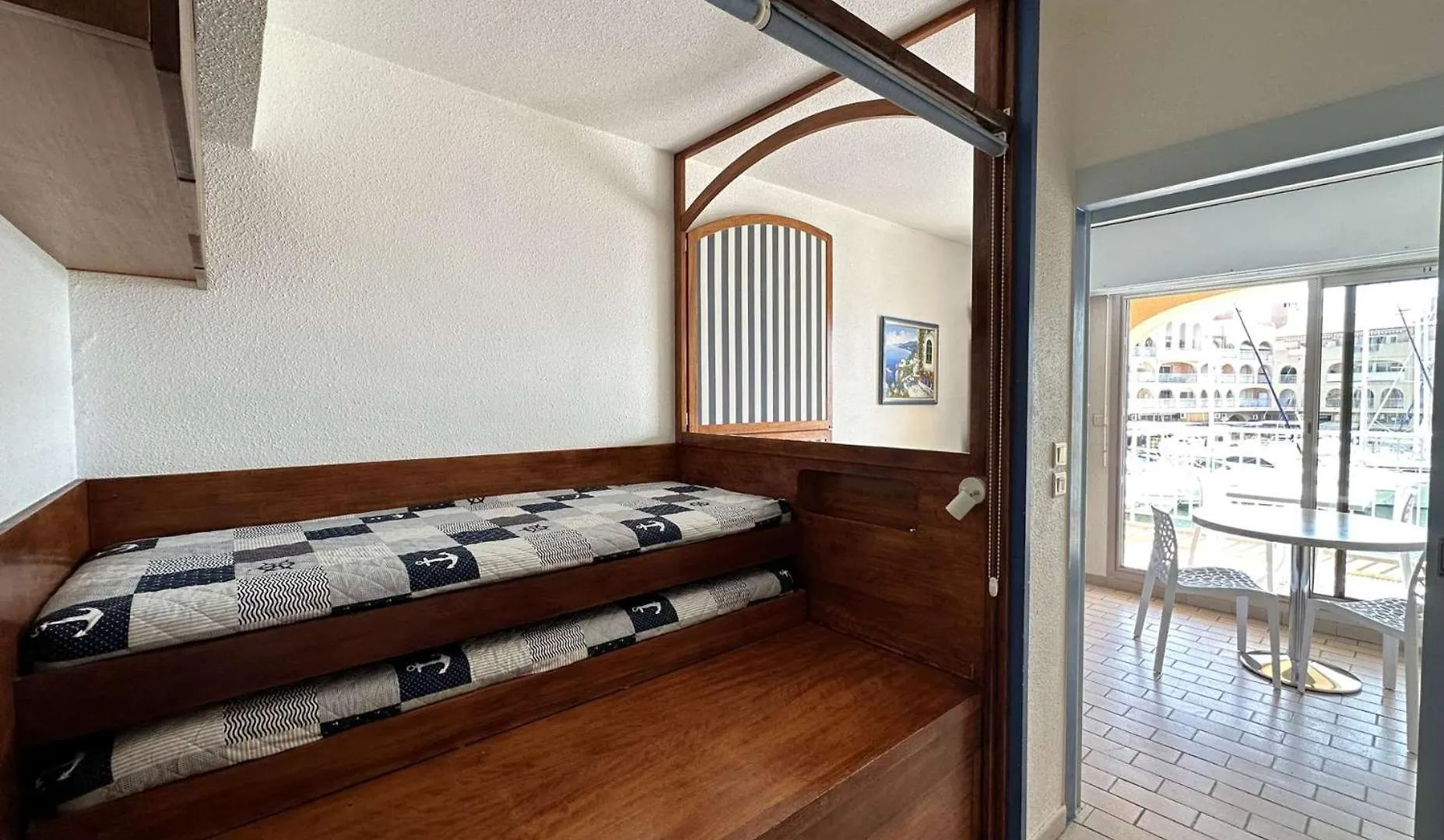 Apartment Hyedhi Studio Pour 4 Personnes Avec Vue Mer Sur Le Port D'Hyeres